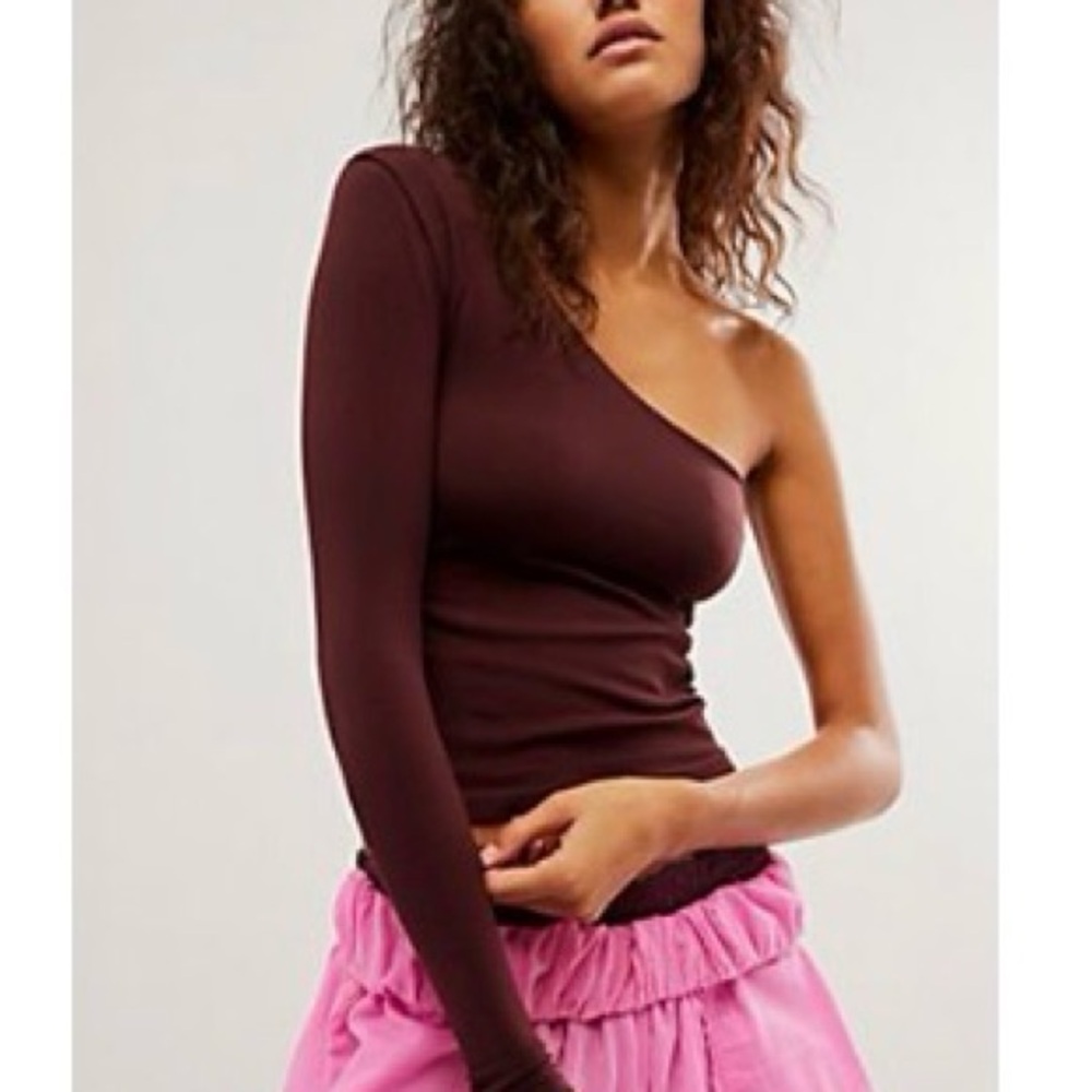 Free People One-Shoulder Burgundy Top sz M/L